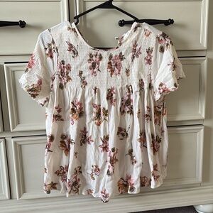 Floral flowy BP short sleeve top size XS